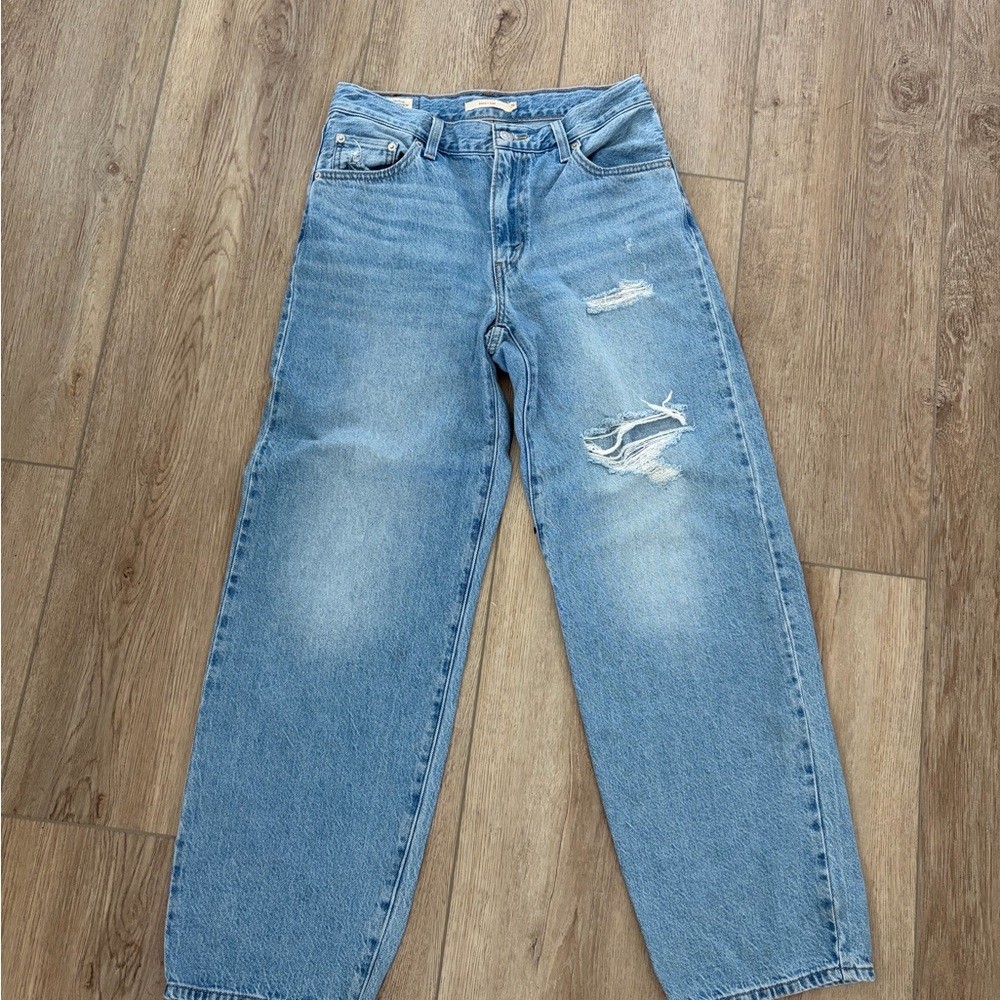 Levi's baggy dads